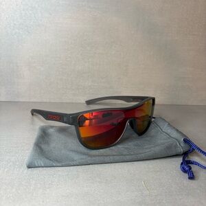 Tifosi | Sizzle Sport Sunglasses - Smoke Black Red